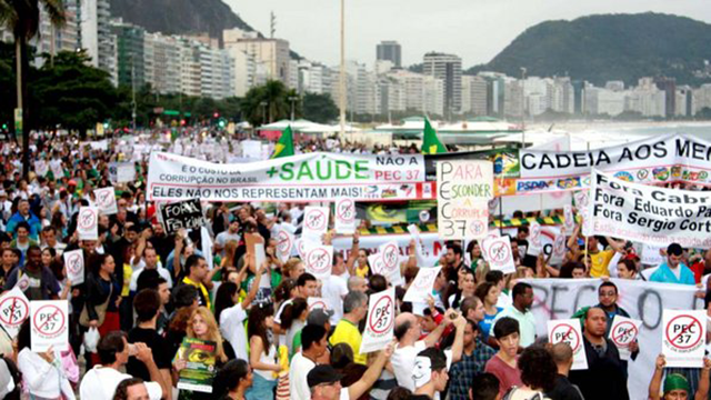 brasil-protesto-rio-janeiro-pec37-20130623-01-size-598