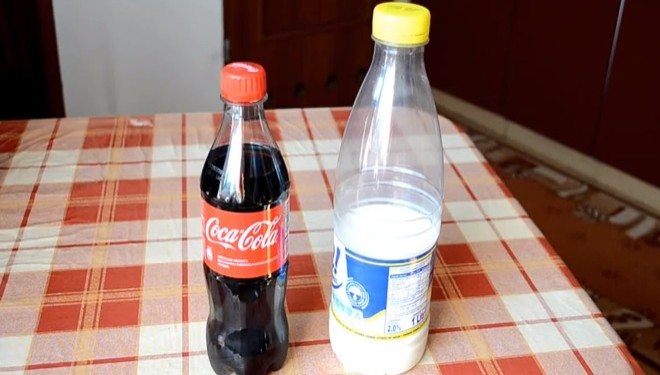 É-isso-o-que-acontece-quando-você-mistura-Coca-Cola-com-leite-660x375