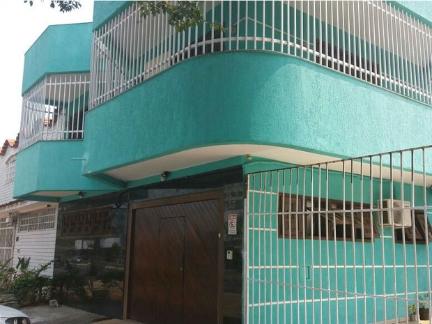 Casa onde funcionava a clínica Belo Bronze na quadra 705 Sul, em Brasília (Foto: Agefis/Divulgação)