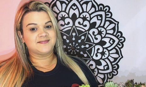 Guinada. Ex-cabeleireira, Isabela não pensava em viver da gastronomia Foto: Divulgação/Felipe Gonçalves