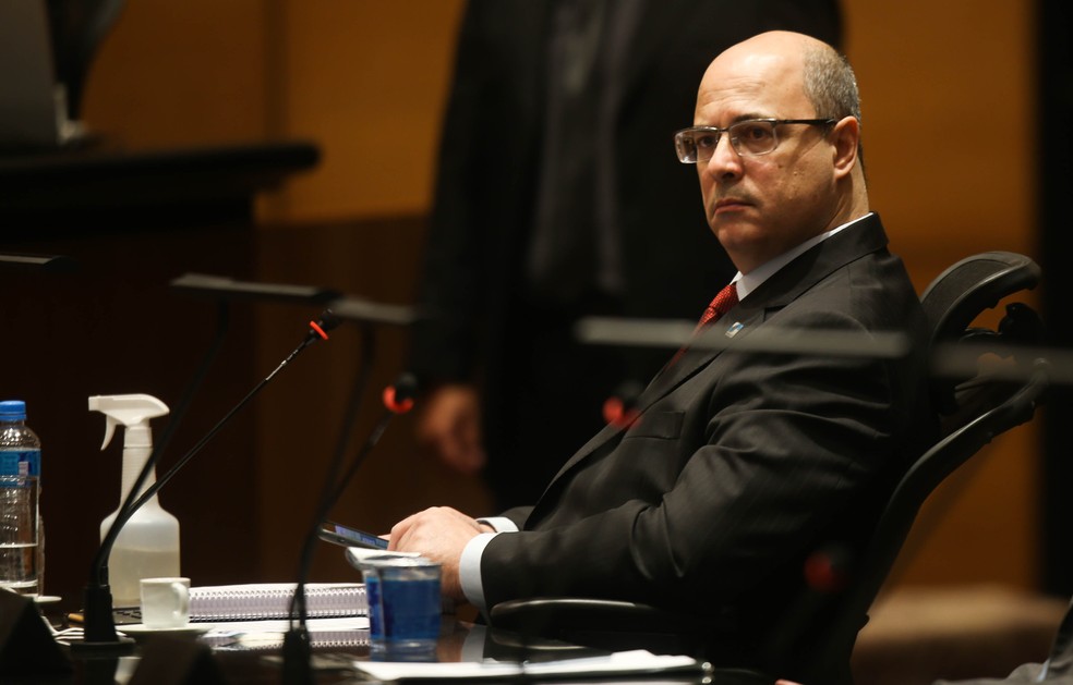 O governador afastado Wilson Witzel (PSC) no plenário do Tribunal de Justiça do Rio de Janeiro, na manhã desta quarta-feira, 07 de abril de 2021. — Foto: WILTON JUNIOR/ESTADÃO CONTEÚDO