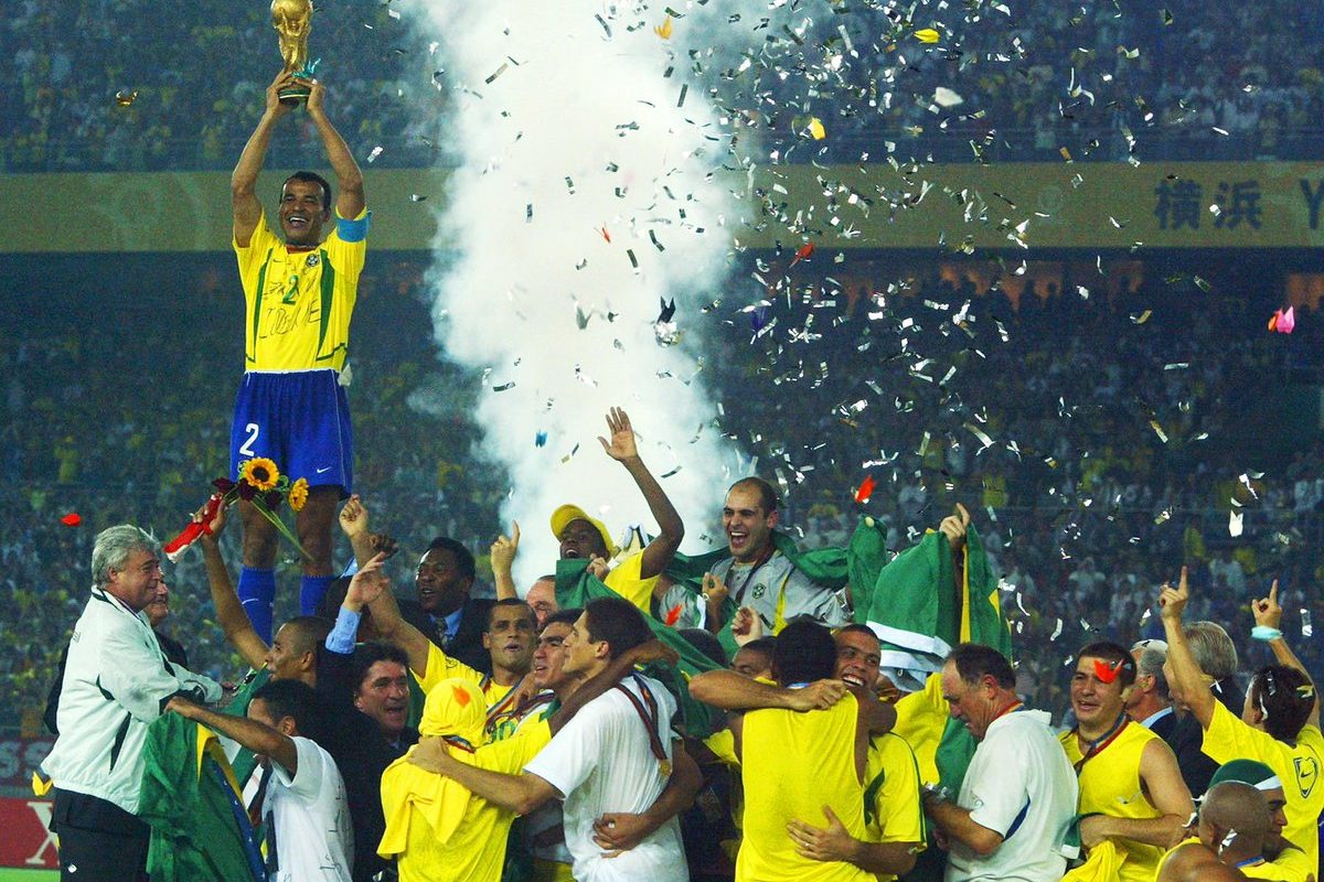 Em ano de Copa, relembre a conquista do Penta em 2002 em HD
